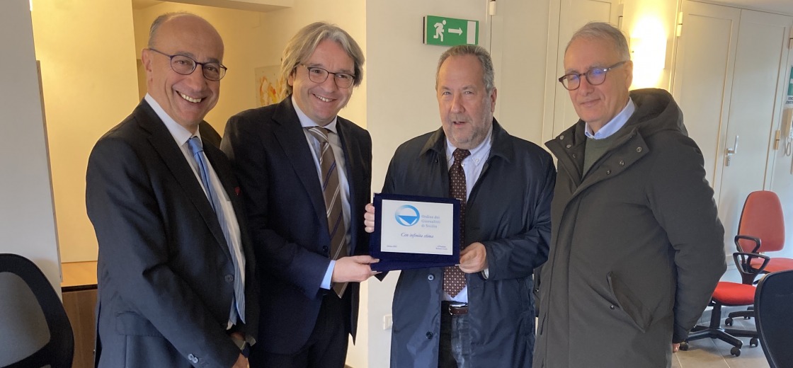 Il prefetto Mariani all’Ordine, «la vostra sede un santuario di libertà»