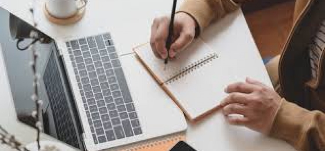 Dignità e deontologia, l'Ordine: i colleghi rispettino le regole